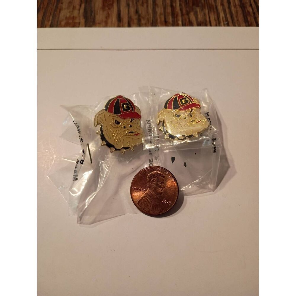 Lot 2 Vintage University Georgia Bulldogs Bulldog Head Enamel Pin Hat Lapel NCAA